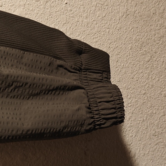 Athleta textured Brooklyn jogger pants sz 2 - Picture 2 of 6
